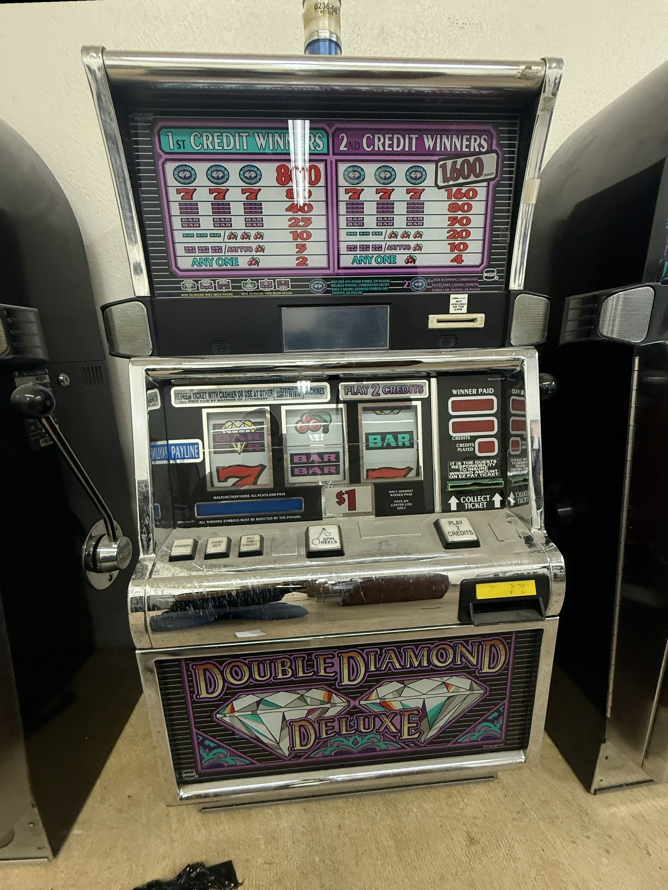 IGT Reel Spinner Double Diamond Deluxe